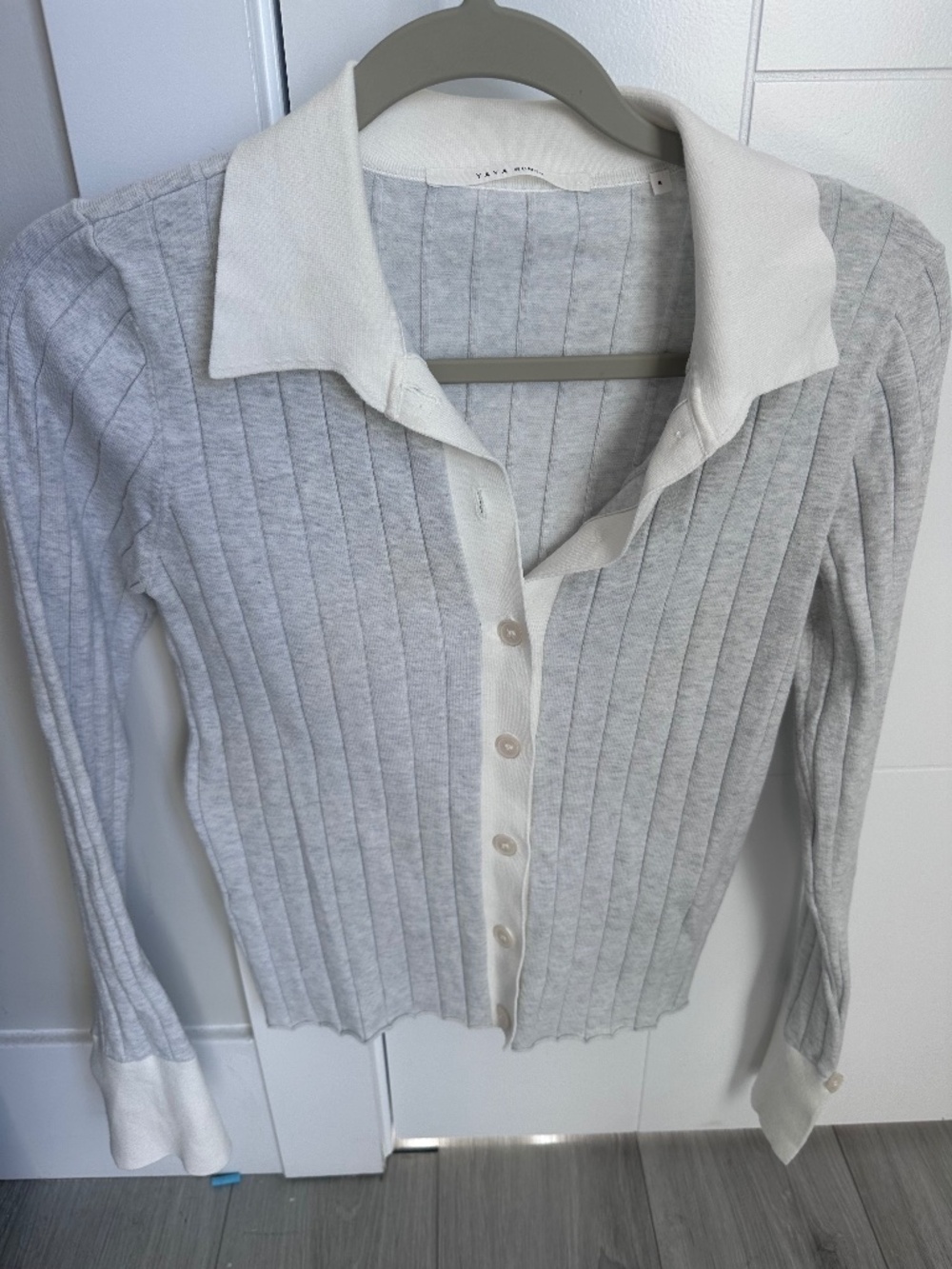 Long sleeve top